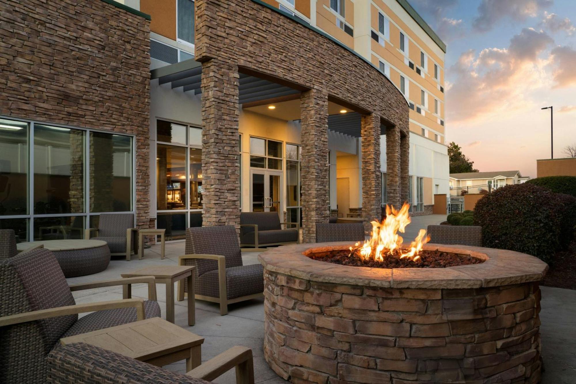 Courtyard By Marriott Fayetteville Fort Liberty - Spring Lake Kültér fotó